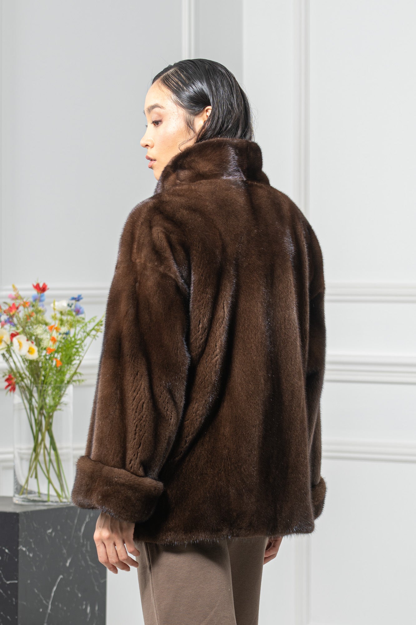 Brown Mink Fur Short Jacket - Women's Velvet Short Jacket L/O 26M5921