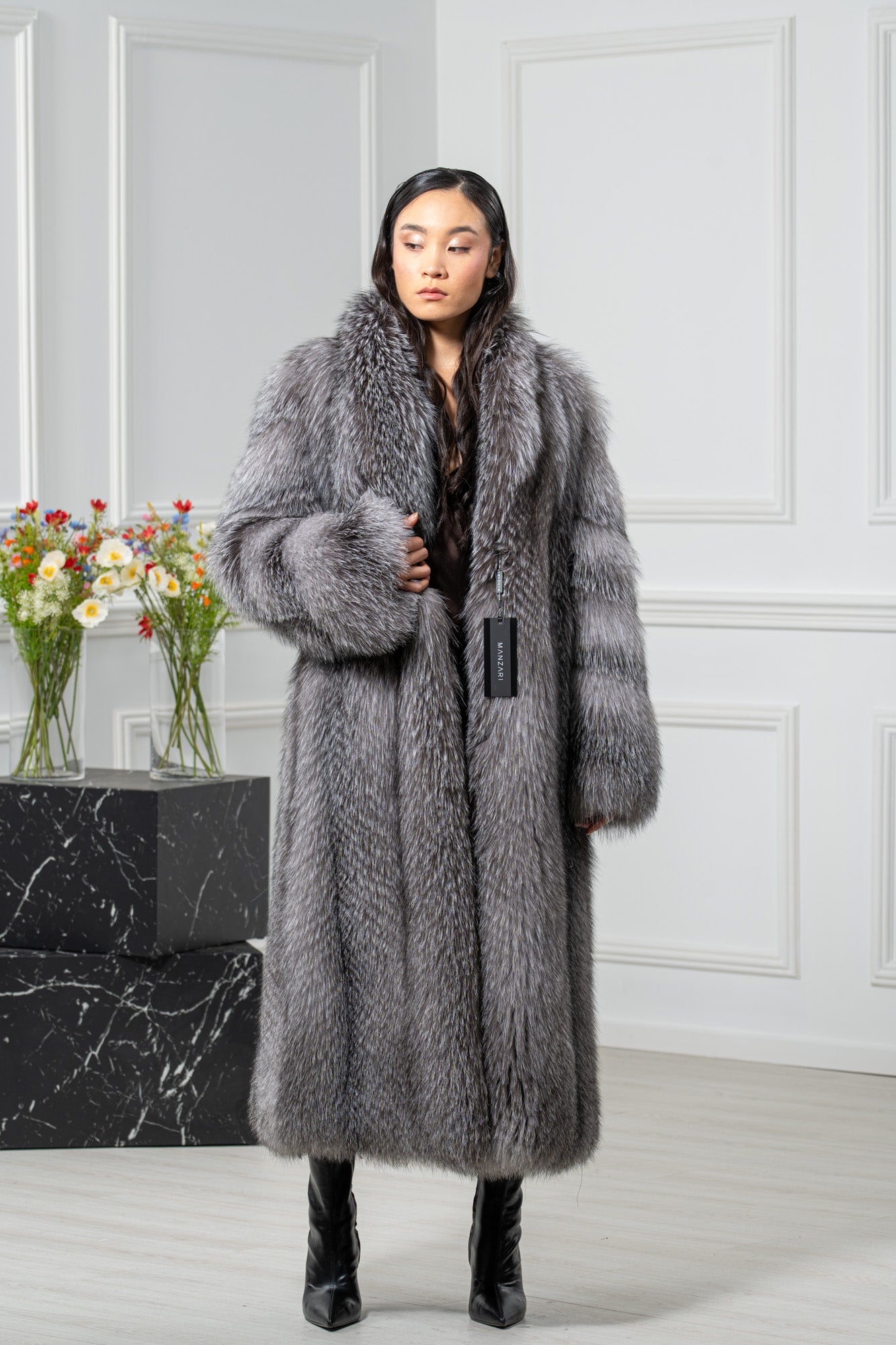 Blue Frost Fox Skin Natural Long Hair Coat L1 L/O 22Mf7950 | MANZARI