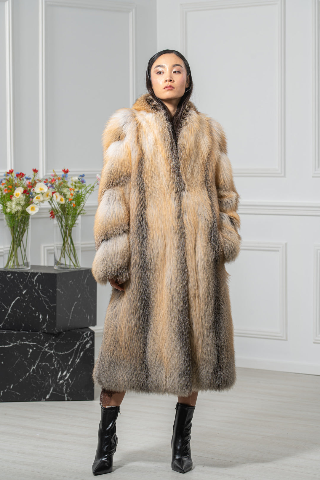 Blue Frost Fox Skin Natural Long Hair Coat L1 L/O 22Mf7950 | MANZARI