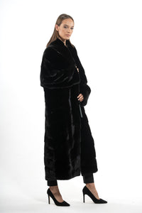 Mink Female Blackglama Coat A/K 25M5486