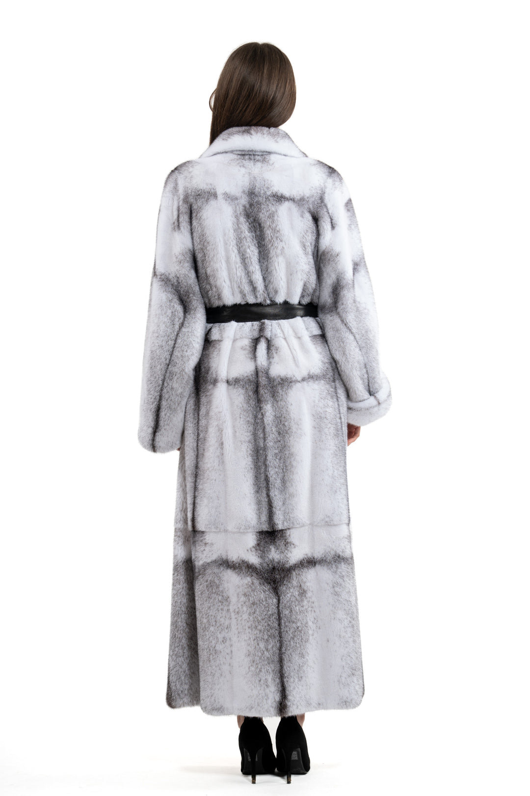 Premium Blackcross Mink fur coat for a sophisticated style
