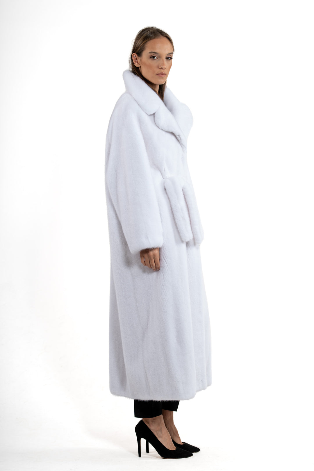 Mink Male White Velvet Coat L/O 25M5485?S20
