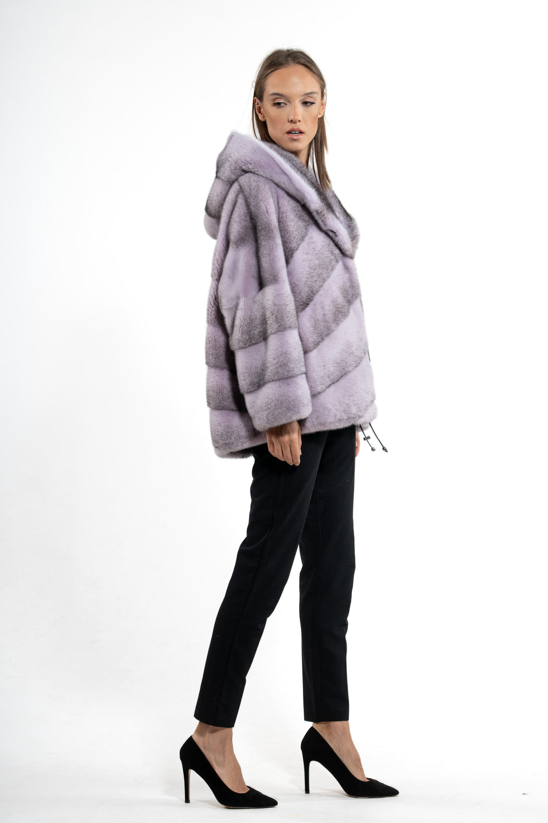 Manzari Lilac Mink fur coat with a modern touch