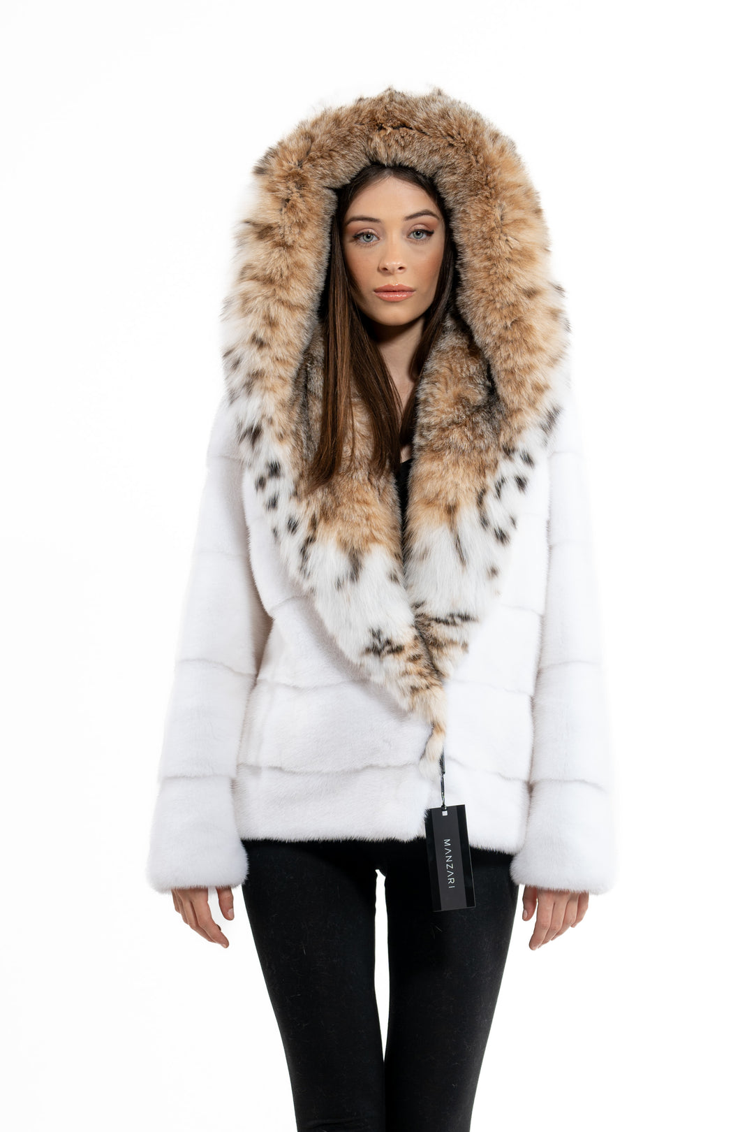 Manzari White Mink fur coat for a timeless appeal