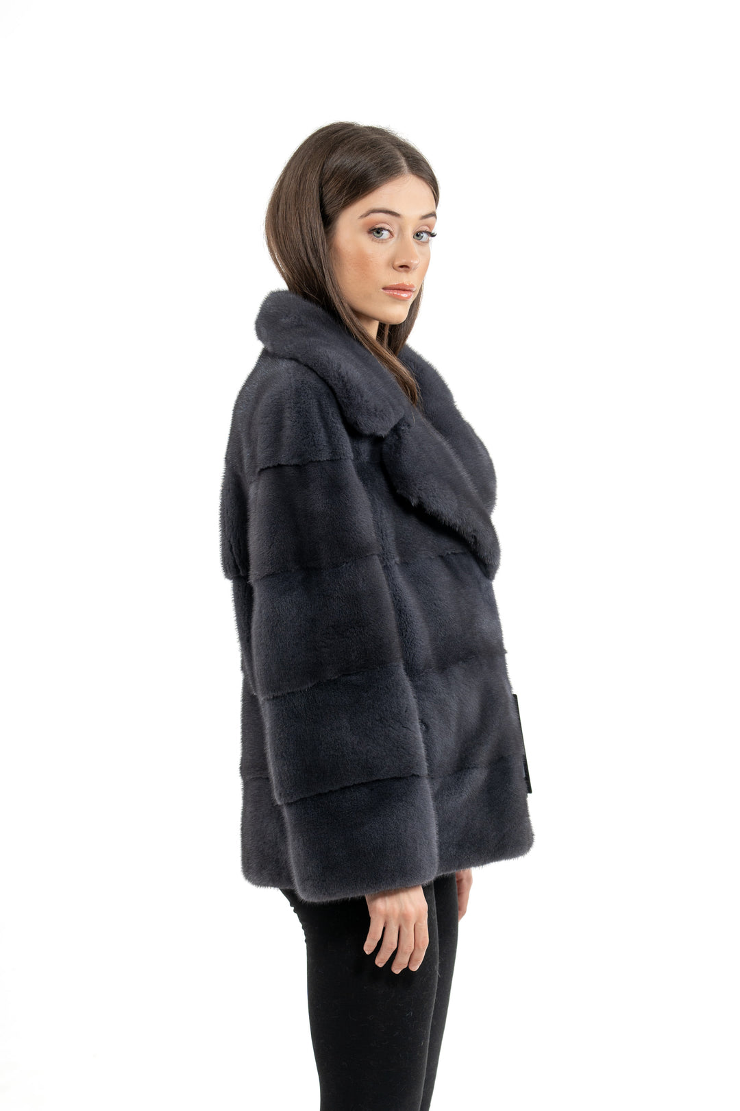 Elegant Grafite Mink fur coat for a refined look