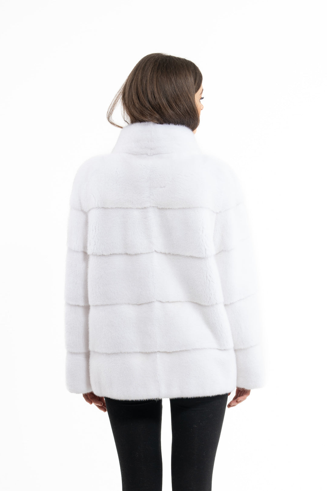 Manzari White Mink fur coat for a timeless appeal