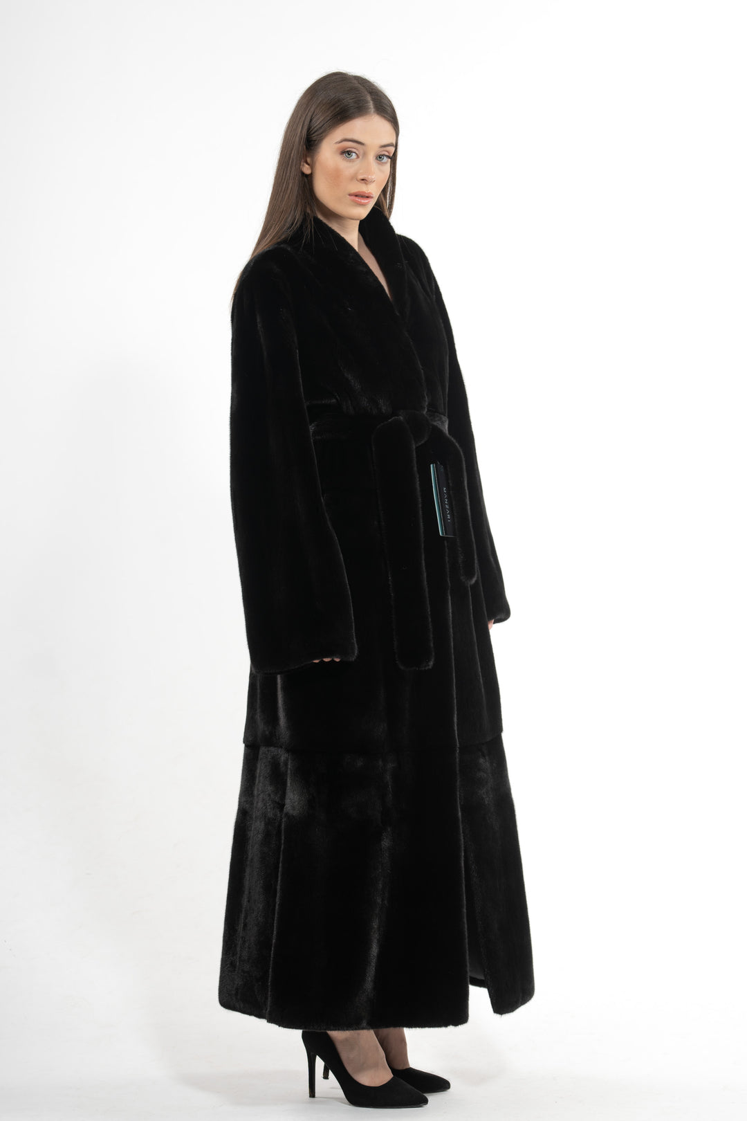 Manzari Blackglama Mink fur coat for timeless elegance