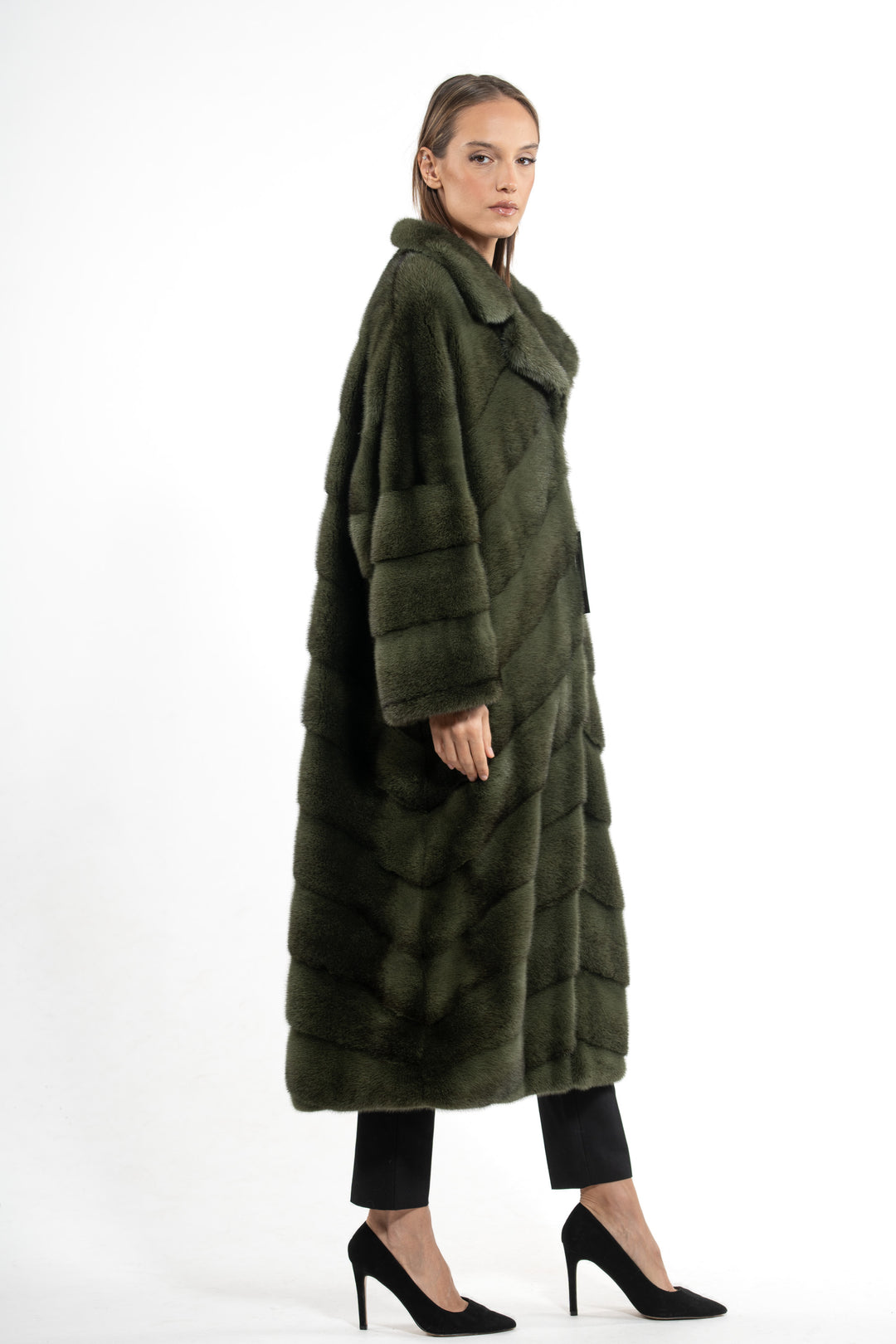 Manzari Dark Olive Mink fur coat with a modern touch