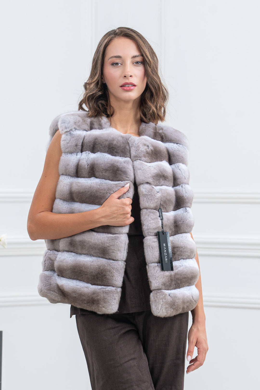 Dark Beige Chinchilla Fur Short Vest - Women&