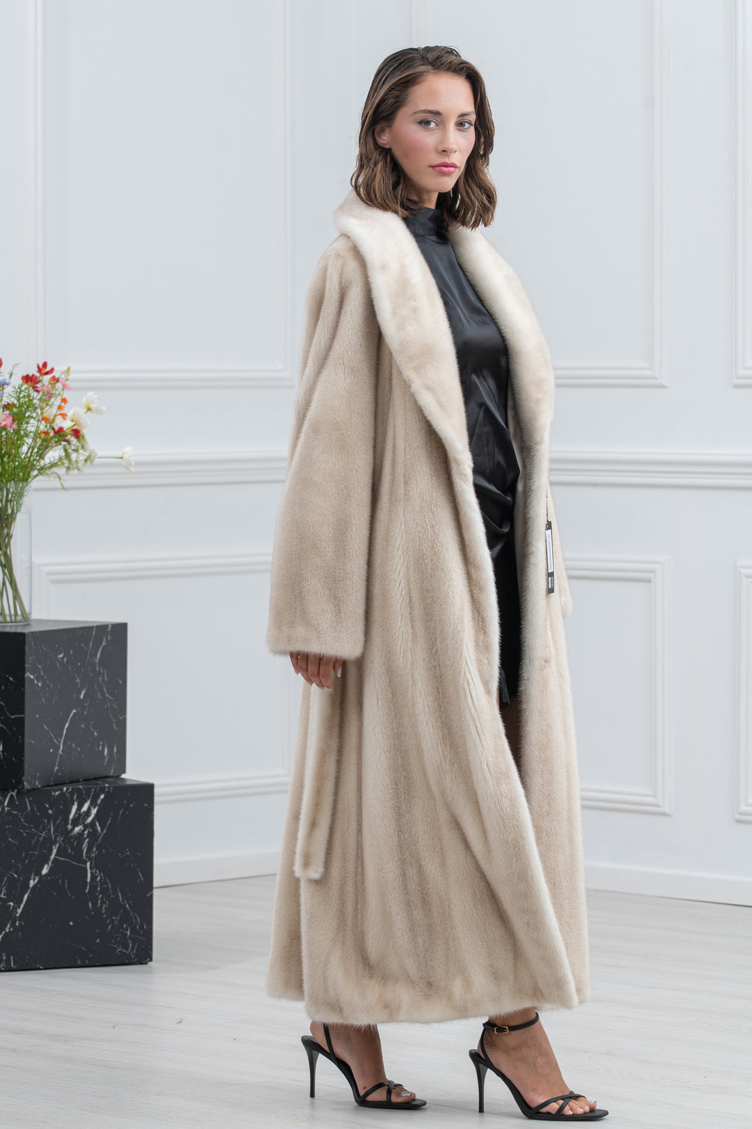 Cinnamon Mink Fur Coat - Women&