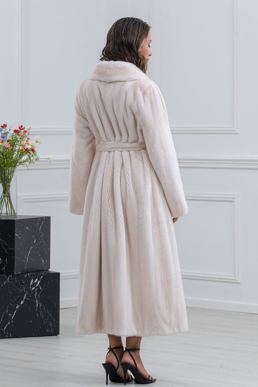 Pearl Mink Fur Coat - Women&