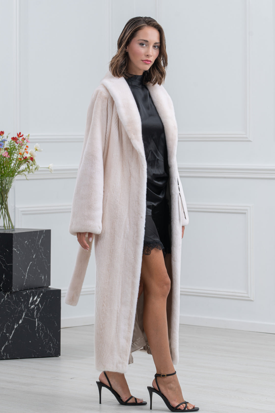 Pearl Mink Fur Coat - Women&