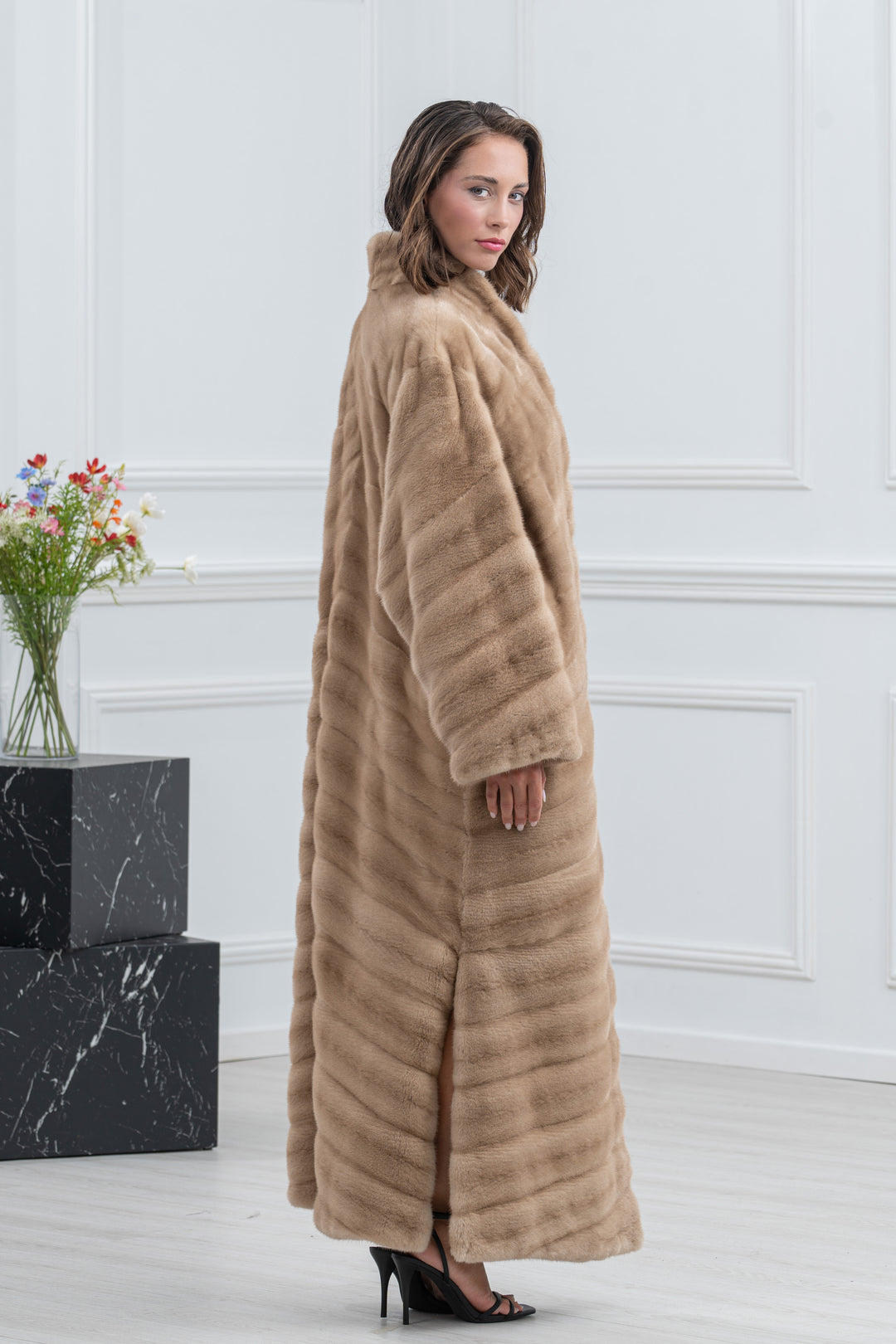 Palomino Mink Fur Coat - Women&