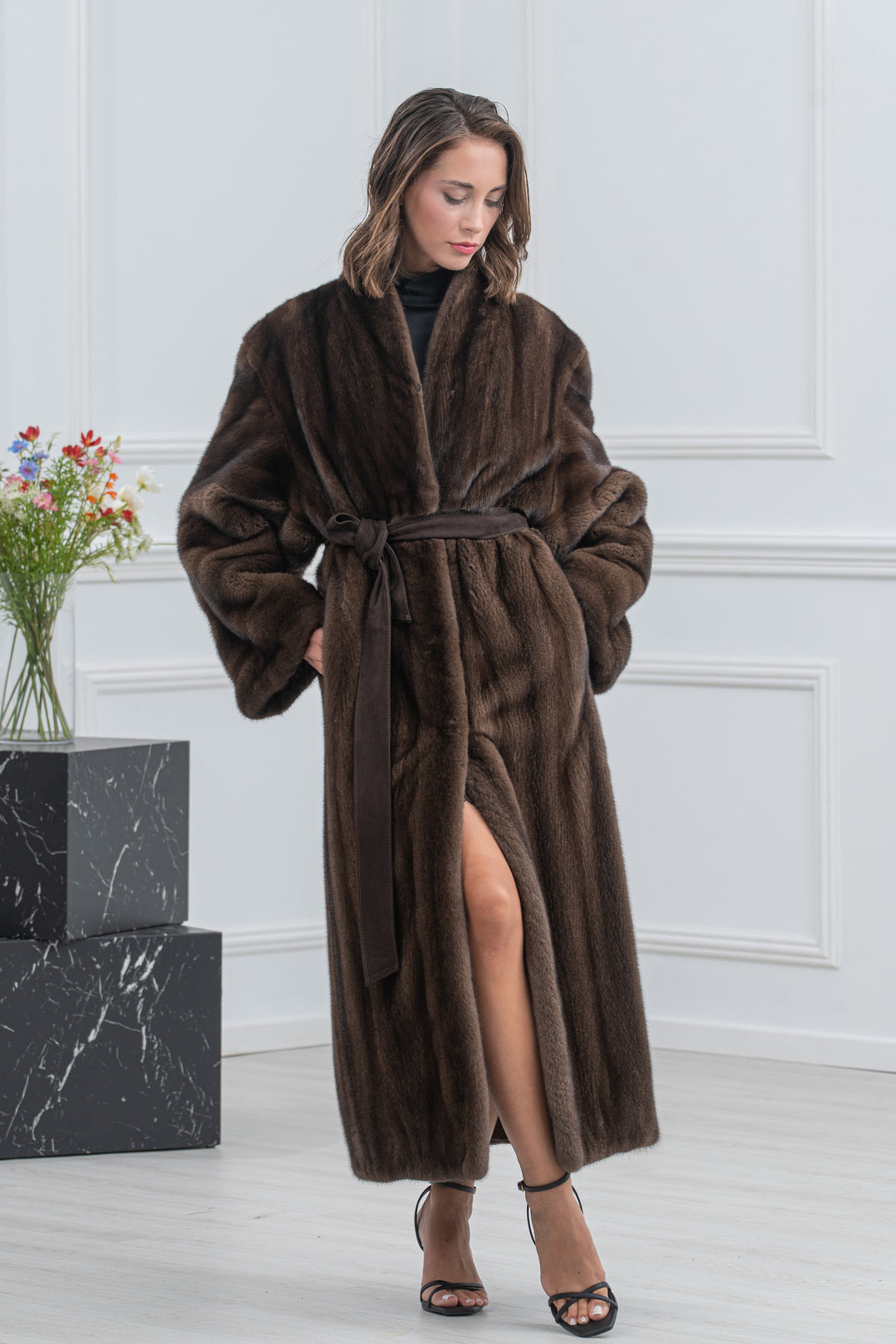 Sc.Brown Mink Fur Coat - Women&