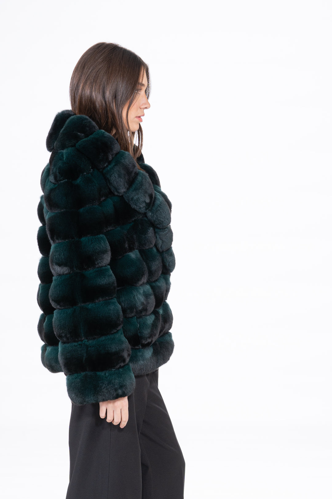 Elegant Amazonia Chinchilla fur coat for a refined look
