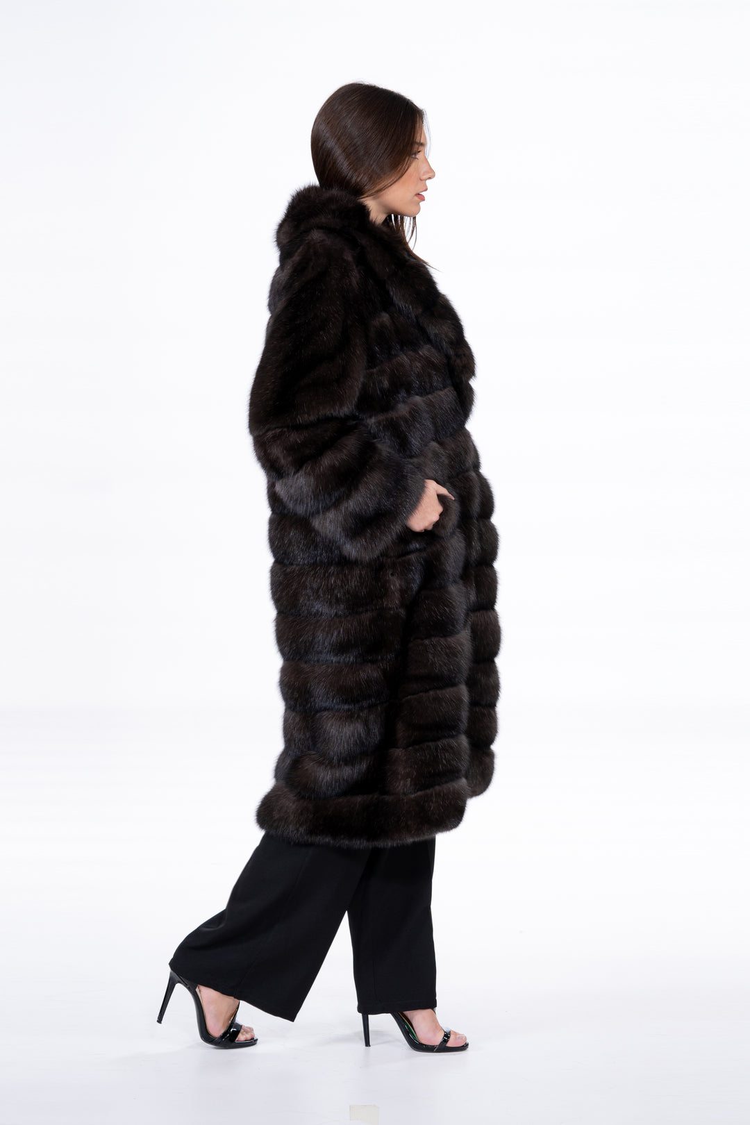 Elegant Russian sable fur coat by manzari