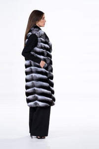 Manzari Natural Chinchilla fur coat with a modern touch