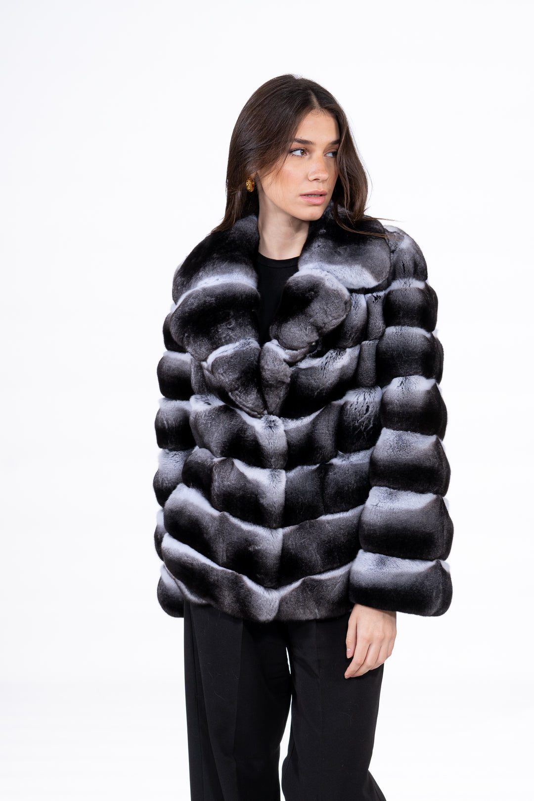 Manzari Natural Chinchilla fur coat for a timeless appeal