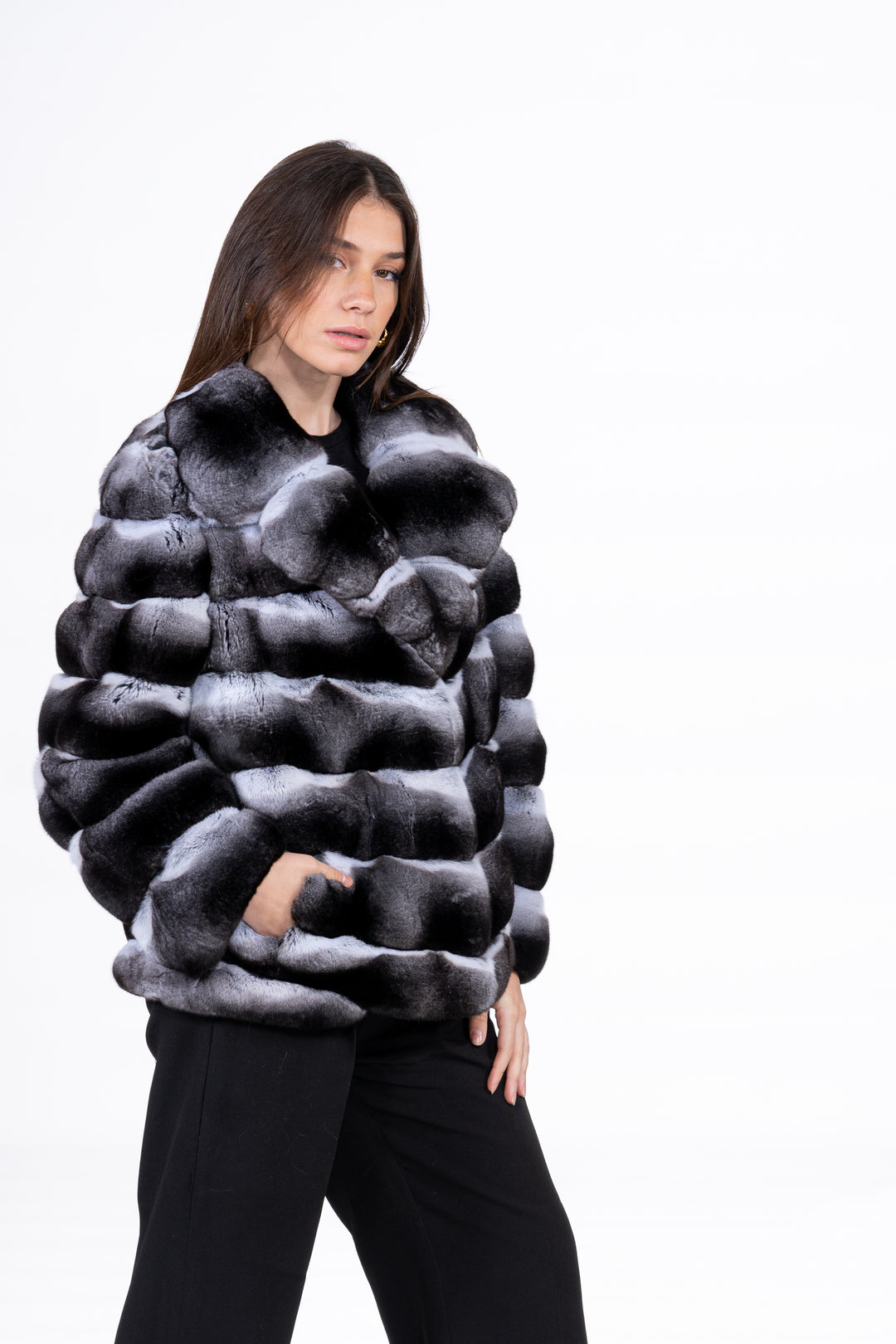 Manzari Natural Chinchilla fur coat for a timeless appeal