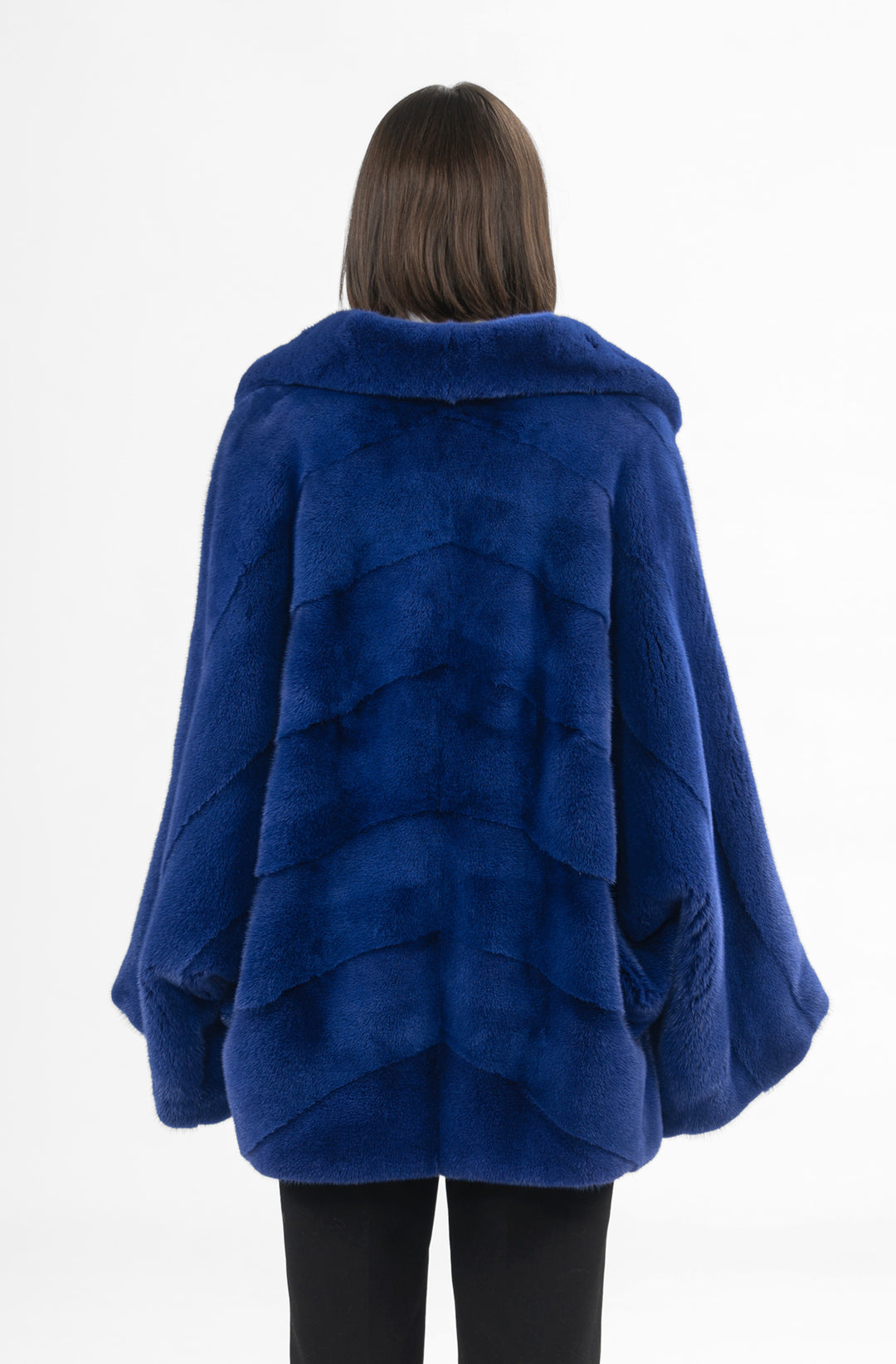 Manzari Mink fur coat for a timeless appeal