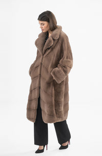 Manzari Mink fur coat for timeless elegance