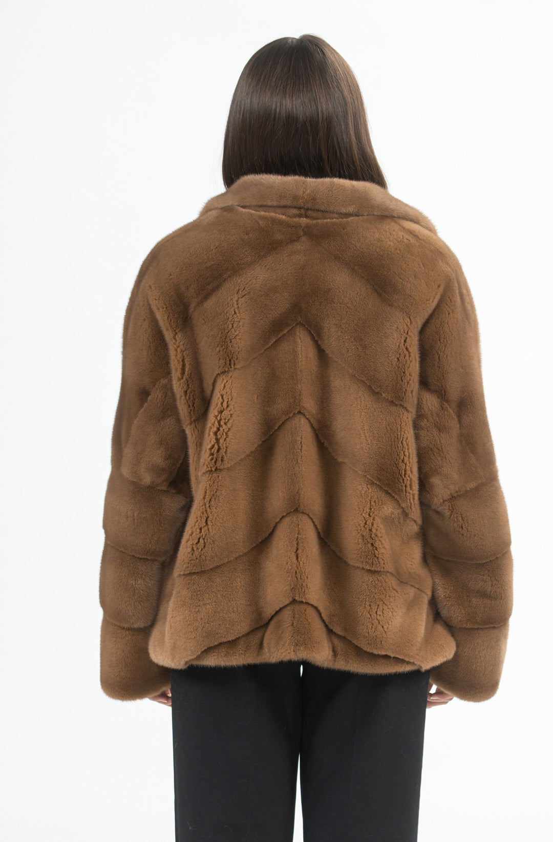 Manzari Mink fur coat for timeless elegance