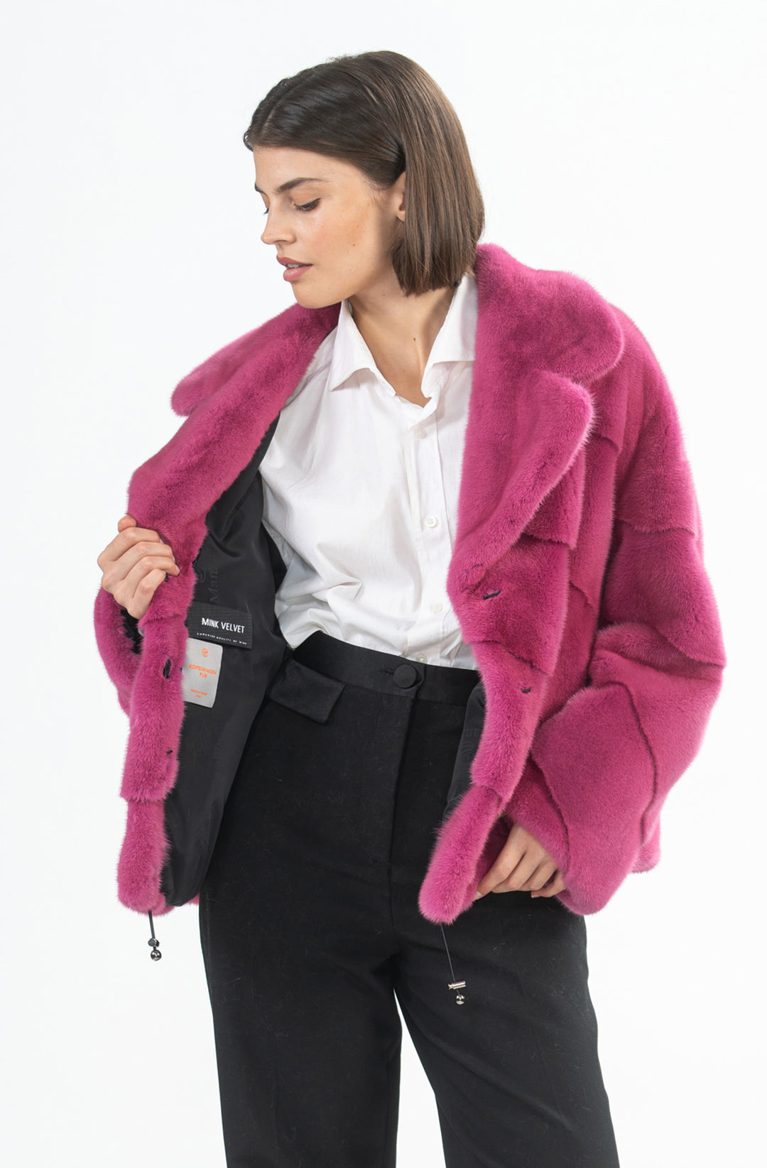 Manzari Mink fur coat with a modern touch