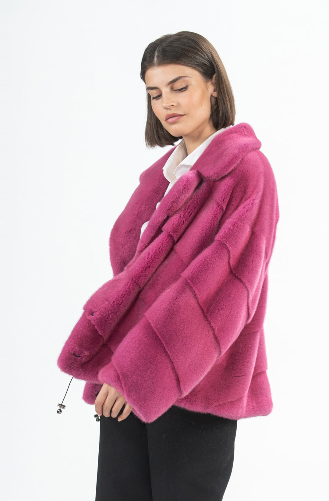Manzari Mink fur coat with a modern touch