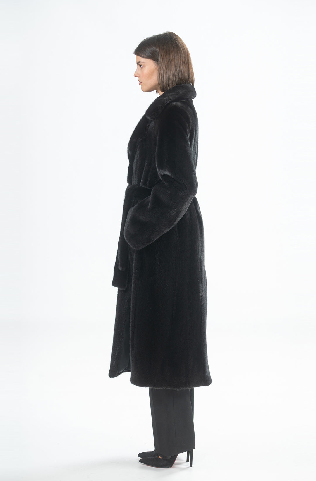 Elegant Mink fur coat for a refined look