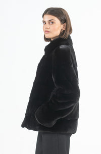 Manzari Mink fur coat for timeless elegance