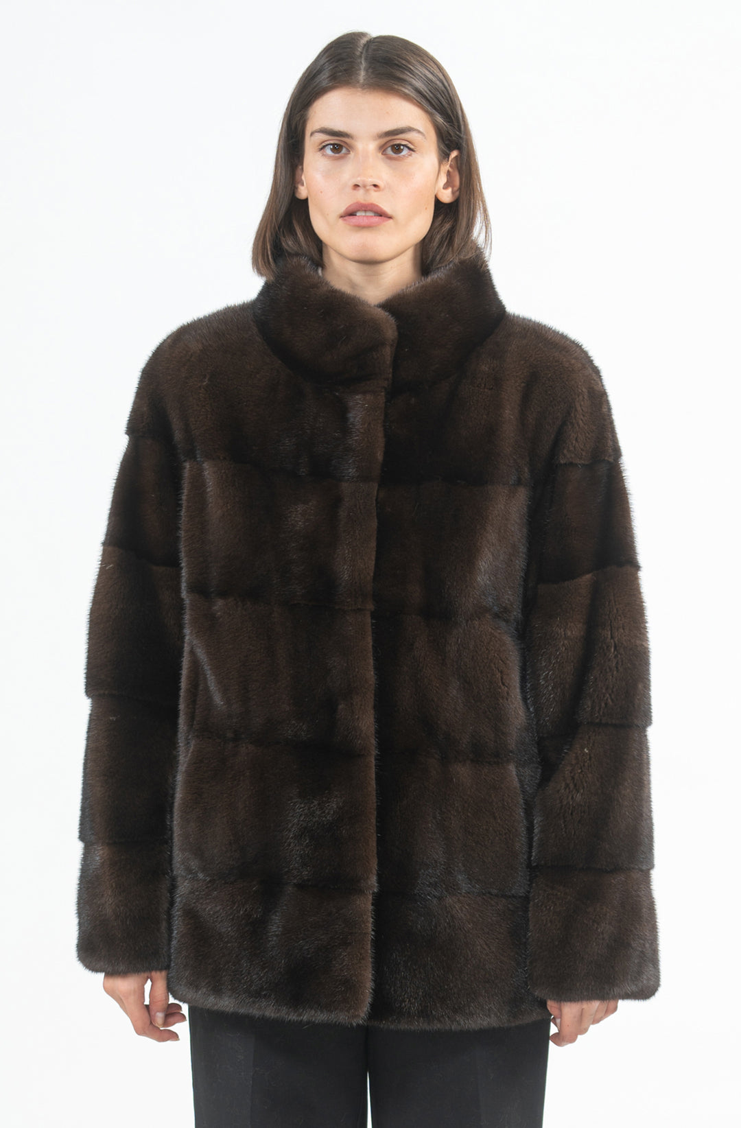 Manzari Mink fur coat for a timeless appeal