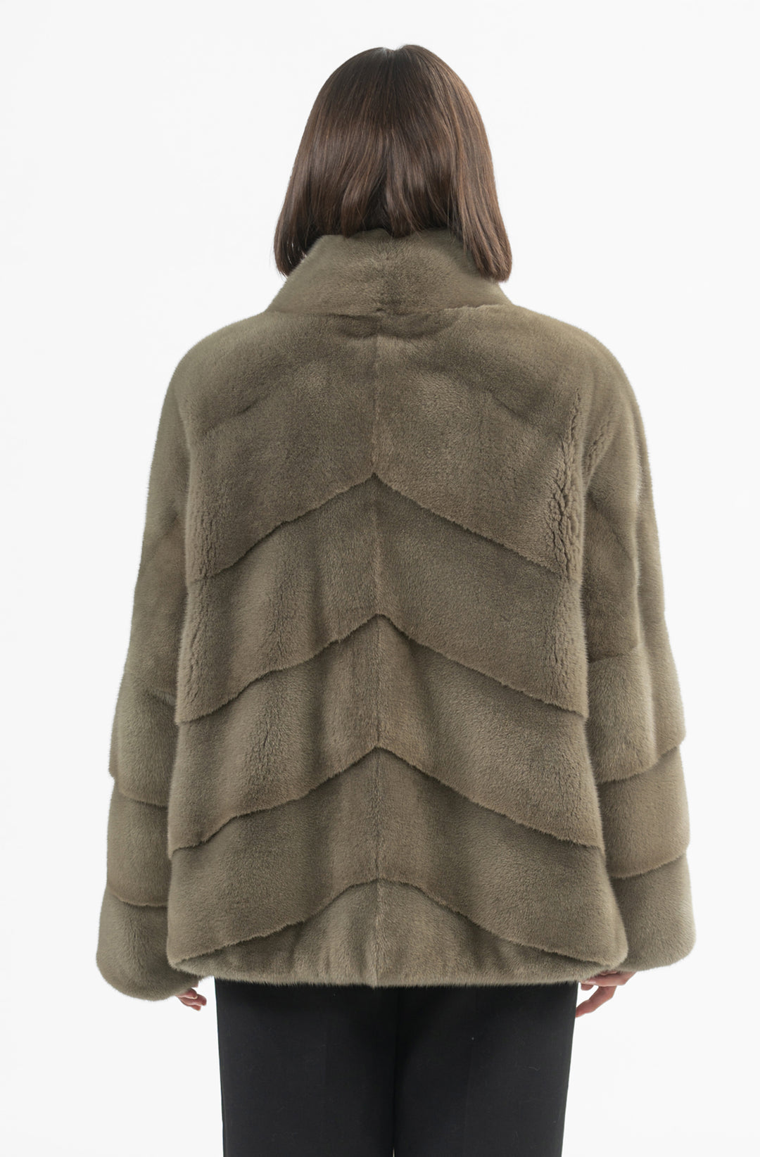 Manzari Mink fur coat for a timeless appeal